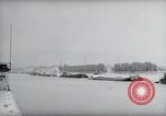Image le trafic sur le Rhin Wiesbaden Allemagne, 1954, de la seconde 60 séquences d'archives historiques vidéo 65675031783