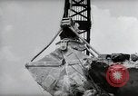Image construction de pont Wiesbaden Allemagne, 1954, de la seconde 3 séquences d'archives historiques vidéo 65675031785