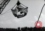 Image construction de pont Wiesbaden Allemagne, 1954, de la seconde 25 séquences d'archives historiques vidéo 65675031785