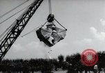 Image construction de pont Wiesbaden Allemagne, 1954, de la seconde 42 séquences d'archives historiques vidéo 65675031785