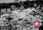 Image construction de pont Wiesbaden Allemagne, 1954, de la seconde 46 séquences d'archives historiques vidéo 65675031785