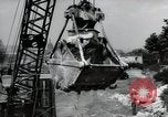 Image construction de pont Wiesbaden Allemagne, 1954, de la seconde 56 séquences d'archives historiques vidéo 65675031785