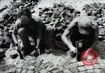 Image les travailleurs allemands Wiesbaden Allemagne, 1954, de la seconde 31 séquences d'archives historiques vidéo 65675031788