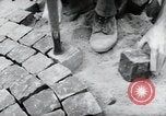 Image les travailleurs allemands Wiesbaden Allemagne, 1954, de la seconde 58 séquences d'archives historiques vidéo 65675031788