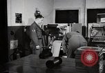 Immagine di Laboratorio di film Germania, 1955, secondo 25 filmato di repertorio 65675031815