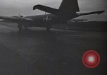 Standbild RB-57 Bomber B Deutschland, 1955, aus Sekunde 15 historischem Filmmaterial Videoclip 65675031837