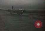 Standbild RB-57B Foto reconnaissance Flugzeug Deutschland, 1955, aus Sekunde 16 historischem Filmmaterial Videoclip 65675031839