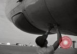 Standbild B-47 Stratojet Oxfordshire England, 1953, aus Sekunde 38 historischem Filmmaterial Videoclip 65675031849