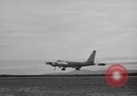 Standbild B-47 Stratojet Oxfordshire England, 1953, aus Sekunde 9 historischem Filmmaterial Videoclip 65675031850