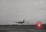 Standbild B-47 Stratojet Oxfordshire England, 1953, aus Sekunde 10 historischem Filmmaterial Videoclip 65675031850