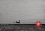 Standbild B-47 Stratojet Oxfordshire England, 1953, aus Sekunde 11 historischem Filmmaterial Videoclip 65675031850