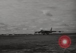Standbild B-47 Stratojet Oxfordshire England, 1953, aus Sekunde 17 historischem Filmmaterial Videoclip 65675031850