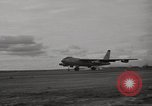 Standbild B-47 Stratojet Oxfordshire England, 1953, aus Sekunde 18 historischem Filmmaterial Videoclip 65675031850