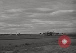 Standbild B-47 Stratojet Oxfordshire England, 1953, aus Sekunde 21 historischem Filmmaterial Videoclip 65675031851