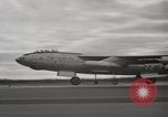 Standbild B-47 Stratojet Oxfordshire England, 1953, aus Sekunde 24 historischem Filmmaterial Videoclip 65675031851