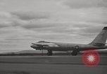 Standbild B-47 Stratojet Oxfordshire England, 1953, aus Sekunde 25 historischem Filmmaterial Videoclip 65675031851