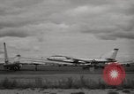 Standbild B-47 Stratojet Oxfordshire England, 1953, aus Sekunde 34 historischem Filmmaterial Videoclip 65675031851