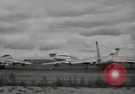 Standbild B-47 Stratojet Oxfordshire England, 1953, aus Sekunde 43 historischem Filmmaterial Videoclip 65675031851