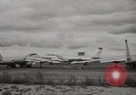 Standbild B-47 Stratojet Oxfordshire England, 1953, aus Sekunde 47 historischem Filmmaterial Videoclip 65675031851