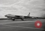Standbild B-47 Stratojet Oxfordshire England, 1953, aus Sekunde 51 historischem Filmmaterial Videoclip 65675031851