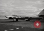 Standbild B-47 Stratojet Oxfordshire England, 1953, aus Sekunde 58 historischem Filmmaterial Videoclip 65675031851