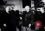 Image Dwight Eisenhower l'Europe, 1951, de la seconde 8 séquences d'archives historiques vidéo 65675031856