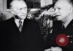 Image Dwight Eisenhower l'Europe, 1951, de la seconde 13 séquences d'archives historiques vidéo 65675031856