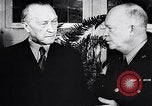Image Dwight Eisenhower l'Europe, 1951, de la seconde 15 séquences d'archives historiques vidéo 65675031856