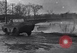 Immagine di Jeep anfibio United States USA, 1943, secondo 3 filmato di repertorio 65675031863