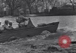 Immagine di Jeep anfibio United States USA, 1943, secondo 36 filmato di repertorio 65675031863
