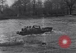 Immagine di Jeep anfibio United States USA, 1943, secondo 52 filmato di repertorio 65675031863