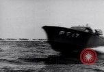 Standbild Moskito Boot Logo Florida United States USA, 1941, aus Sekunde 25 historischem Filmmaterial Videoclip 65675031867