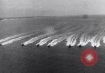 Standbild Moskito Boot Logo Florida United States USA, 1941, aus Sekunde 30 historischem Filmmaterial Videoclip 65675031867