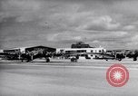 Standbild B-17BS der USA 19 Bombardierung Gruppe Ankunft in Hawaii Honolulu Hawaii USA, 1941, aus Sekunde 6 historischem Filmmaterial Videoclip 65675031872