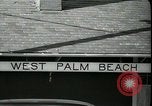 Standbild Touristen West Palm Beach Florida USA, 1936, aus Sekunde 6 historischem Filmmaterial Videoclip 65675031916