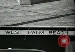 Standbild Touristen West Palm Beach Florida USA, 1936, aus Sekunde 8 historischem Filmmaterial Videoclip 65675031916