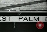 Standbild Touristen West Palm Beach Florida USA, 1936, aus Sekunde 15 historischem Filmmaterial Videoclip 65675031916
