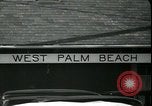 Standbild Touristen West Palm Beach Florida USA, 1936, aus Sekunde 25 historischem Filmmaterial Videoclip 65675031916