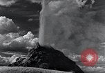 Standbild Yellowstone National Park United States USA, 1940, aus Sekunde 56 historischem Filmmaterial Videoclip 65675031923