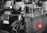 Image Ford Motor laboratoire Dearborn Michigan USA, 1938, de la seconde 4 séquences d'archives historiques vidéo 65675031930