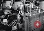 Image Ford Motor laboratoire Dearborn Michigan USA, 1938, de la seconde 5 séquences d'archives historiques vidéo 65675031930