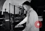 Image Ford Motor laboratoire Dearborn Michigan USA, 1938, de la seconde 12 séquences d'archives historiques vidéo 65675031930