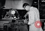 Image Ford Motor laboratoire Dearborn Michigan USA, 1938, de la seconde 20 séquences d'archives historiques vidéo 65675031930