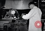 Image Ford Motor laboratoire Dearborn Michigan USA, 1938, de la seconde 23 séquences d'archives historiques vidéo 65675031930