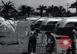 Standbild trailer Häuser United States USA, 1941, aus Sekunde 10 historischem Filmmaterial Videoclip 65675031936