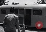 Standbild trailer Häuser United States USA, 1941, aus Sekunde 14 historischem Filmmaterial Videoclip 65675031936