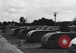 Standbild trailer Häuser United States USA, 1941, aus Sekunde 20 historischem Filmmaterial Videoclip 65675031936