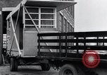 Image construction de maisons United States USA, 1941, de la seconde 4 séquences d'archives historiques vidéo 65675031937
