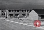 Image construction de maisons United States USA, 1941, de la seconde 28 séquences d'archives historiques vidéo 65675031938