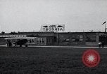 Standbild Ford biplanaren Dearborn Michigan USA, 1927, aus Sekunde 11 historischem Filmmaterial Videoclip 65675031943